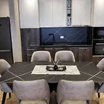 شقة Valbona Apartament's 2 فلورا