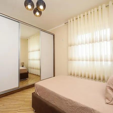 アパート Valbona Apartament's 2