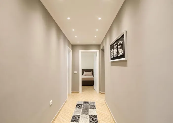 Valbona Apartament's 2 * Vlore